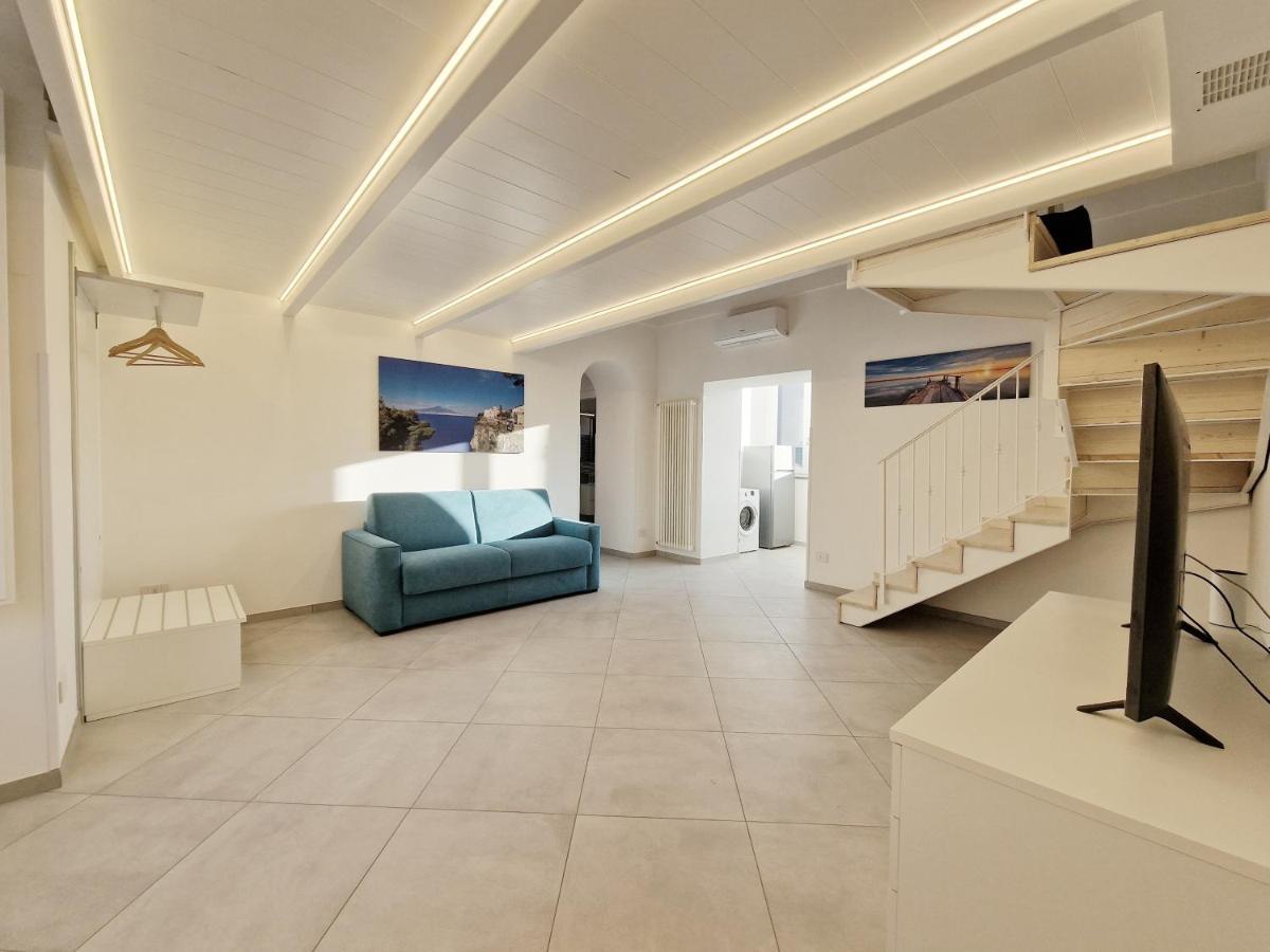דירות ויקו אקוונסה Savarese Luxury Palace מראה חיצוני תמונה