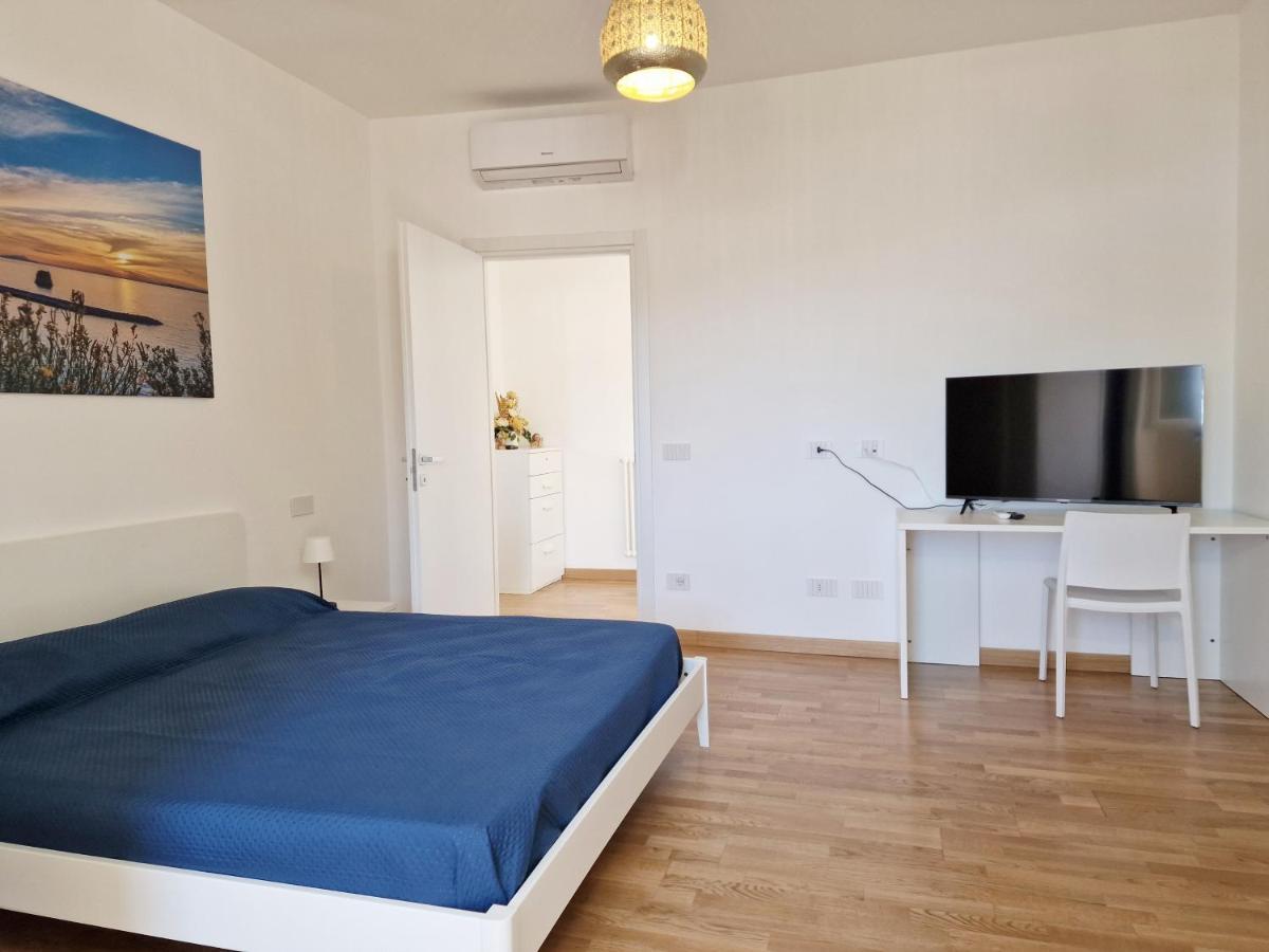 דירות ויקו אקוונסה Savarese Luxury Palace מראה חיצוני תמונה